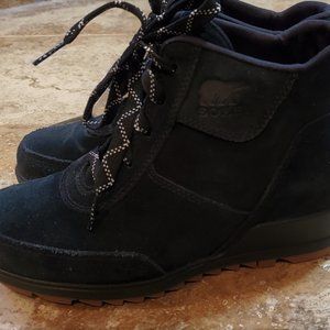 SOREL Women's Evie Sport Lace-Up Lug Sole Booties